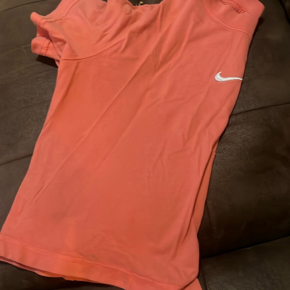 Nike tee!